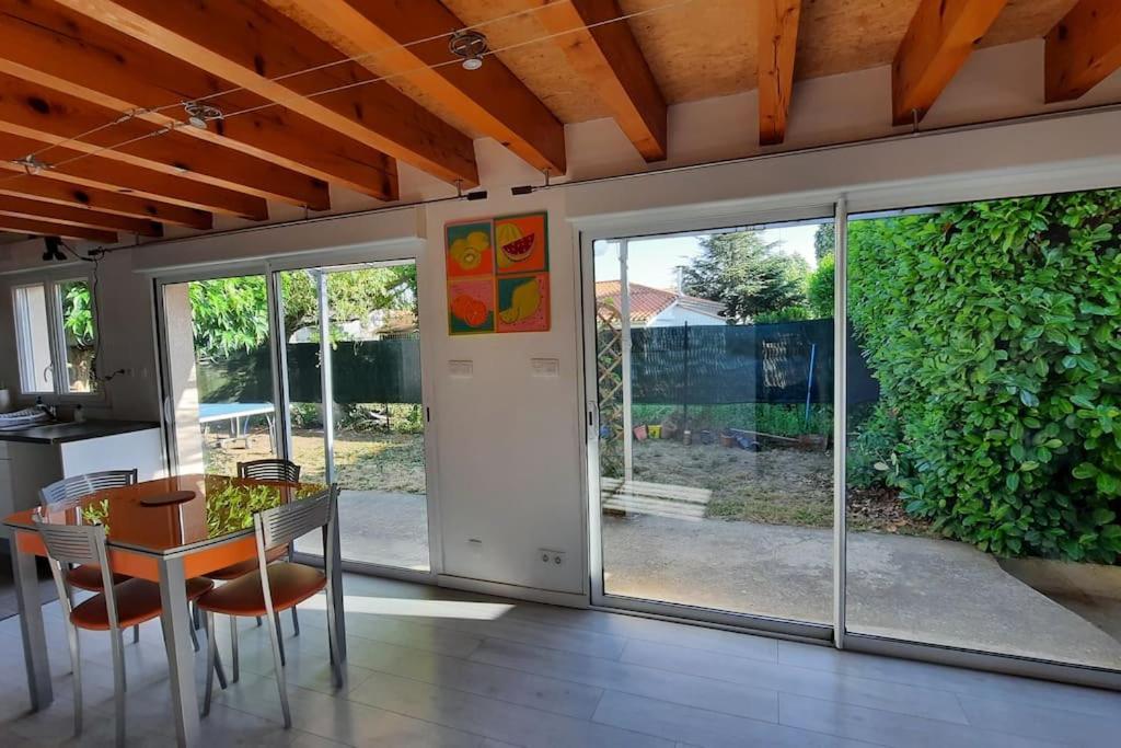 Promo 6-10Juin Gite 6 Personnes Toulouse 7Mn Du Metro 4 Lits Terrasses Gragnague Exterior photo