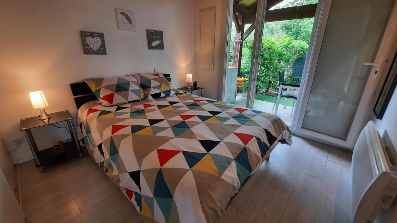 Promo 6-10Juin Gite 6 Personnes Toulouse 7Mn Du Metro 4 Lits Terrasses Gragnague Exterior photo